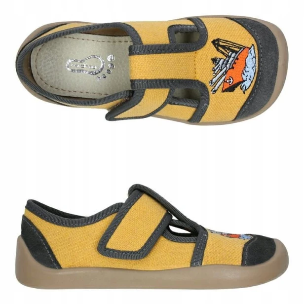 Kapcie-dzieciece-barefoot-do-przedszkola-elastyczne-zdrowe-lekkie-slim-r-26.jpeg